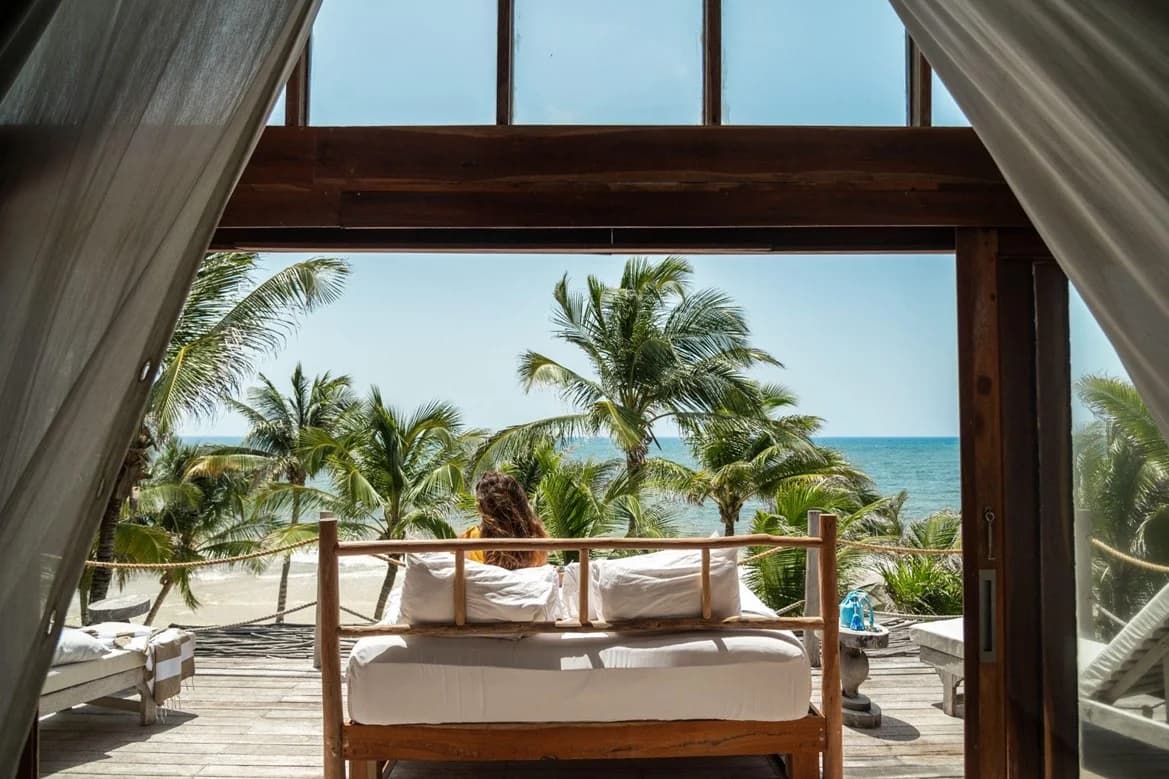 How La Valise automated over 90% of guest communications across multiple channels while maintaining boutique hotel service quality