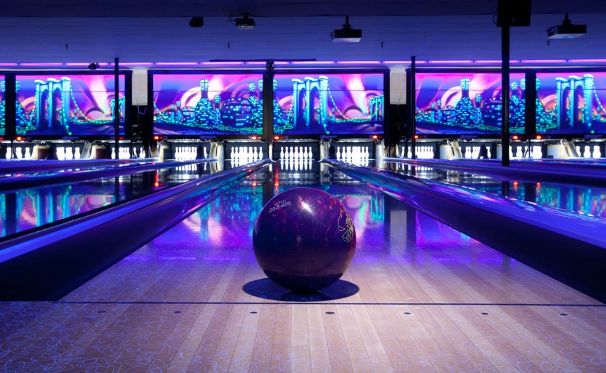 Learn how Bolerama scaled its bookings by using AI for smarter customer communications